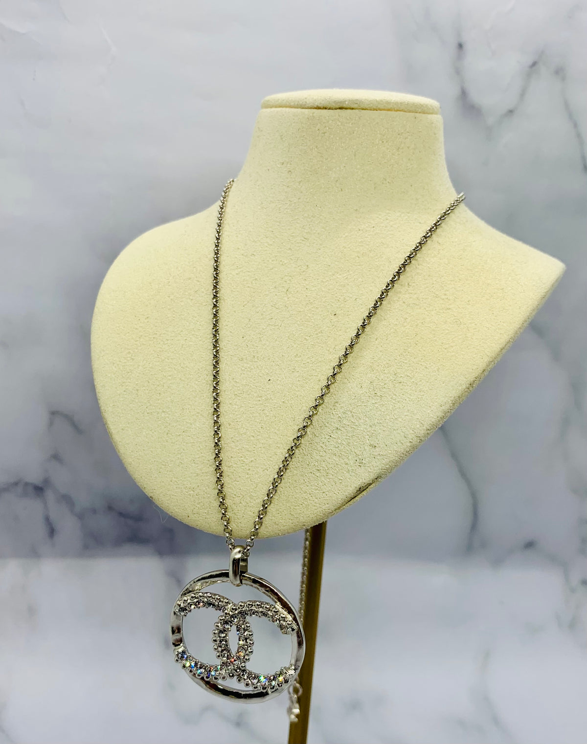 CHANEL CC Rhinestone Pendant Necklace - Pre owned