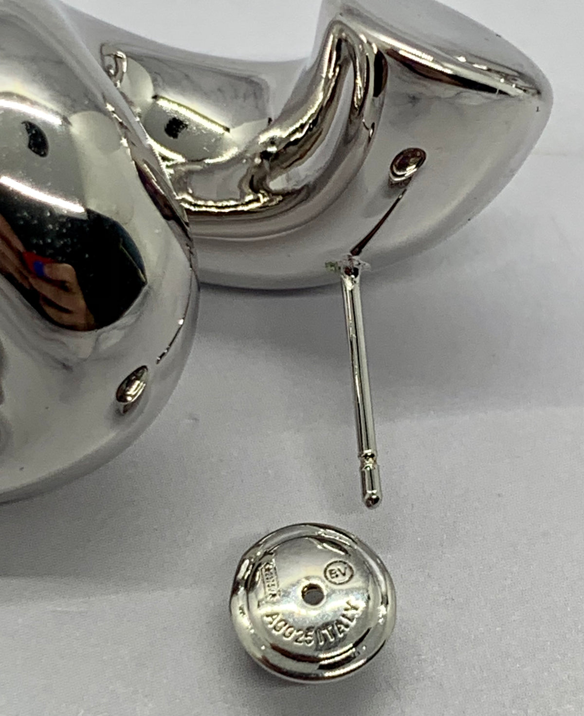 BOTTEGA VENETA Silver Tone Noodle Earrings - Pre owned