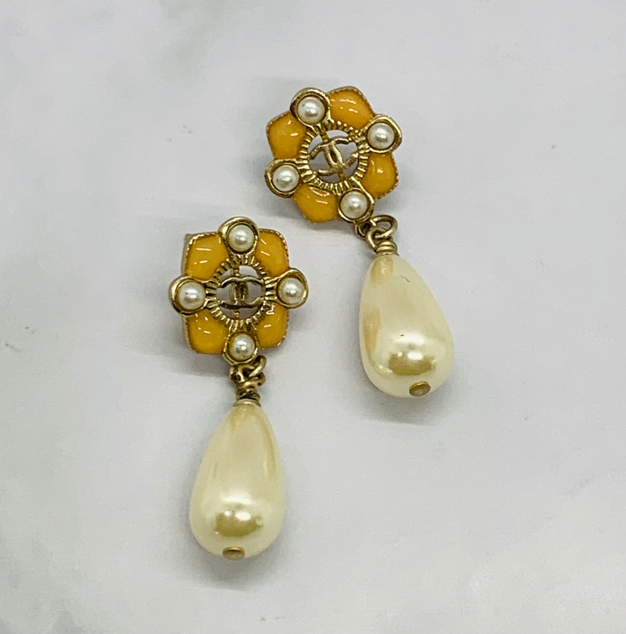 CHANEL CC Vintage 2016 Pendant Earrings - USED