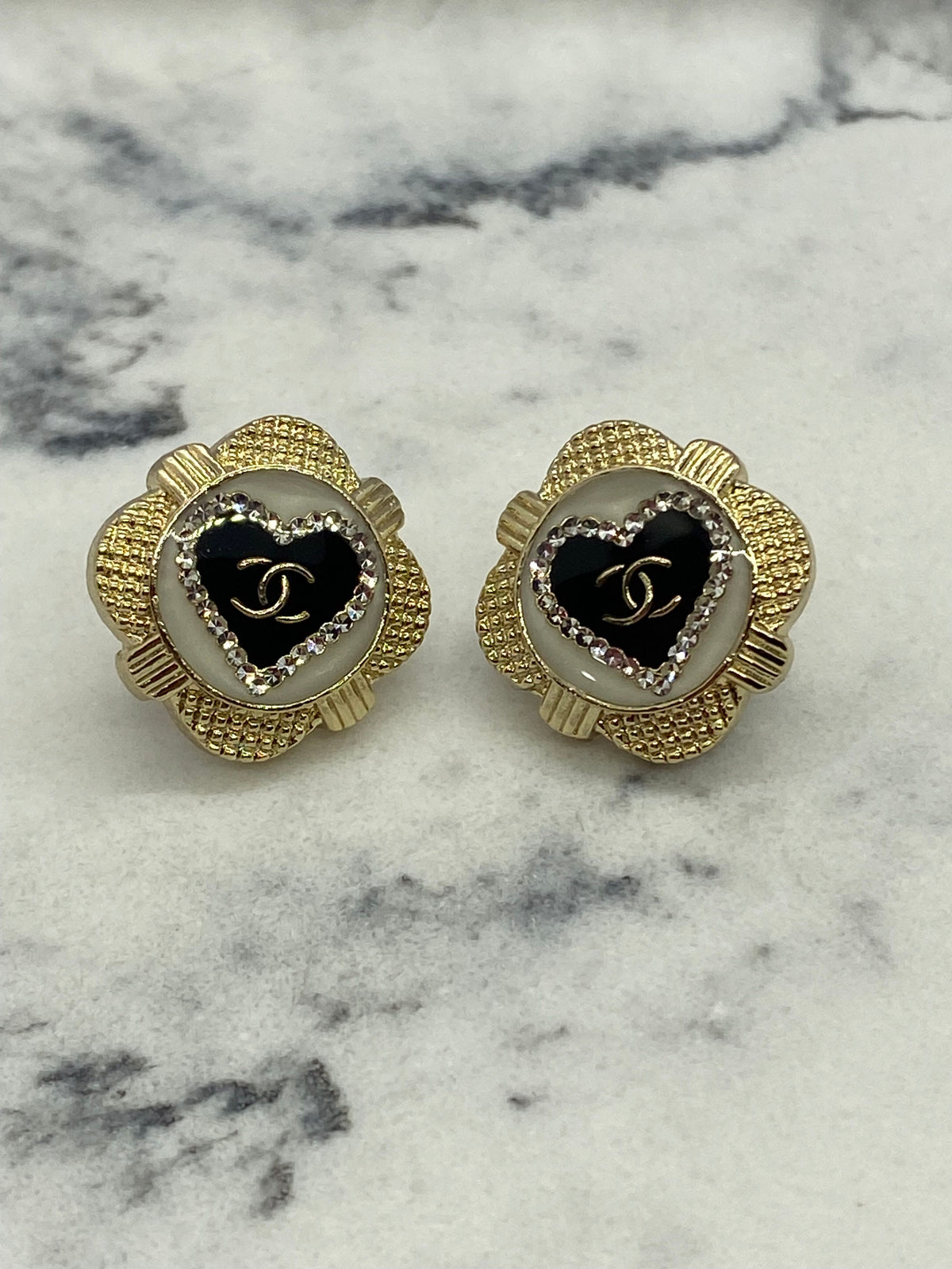 CHANEL CC Heart Rhinestone Stud Earrings - USED