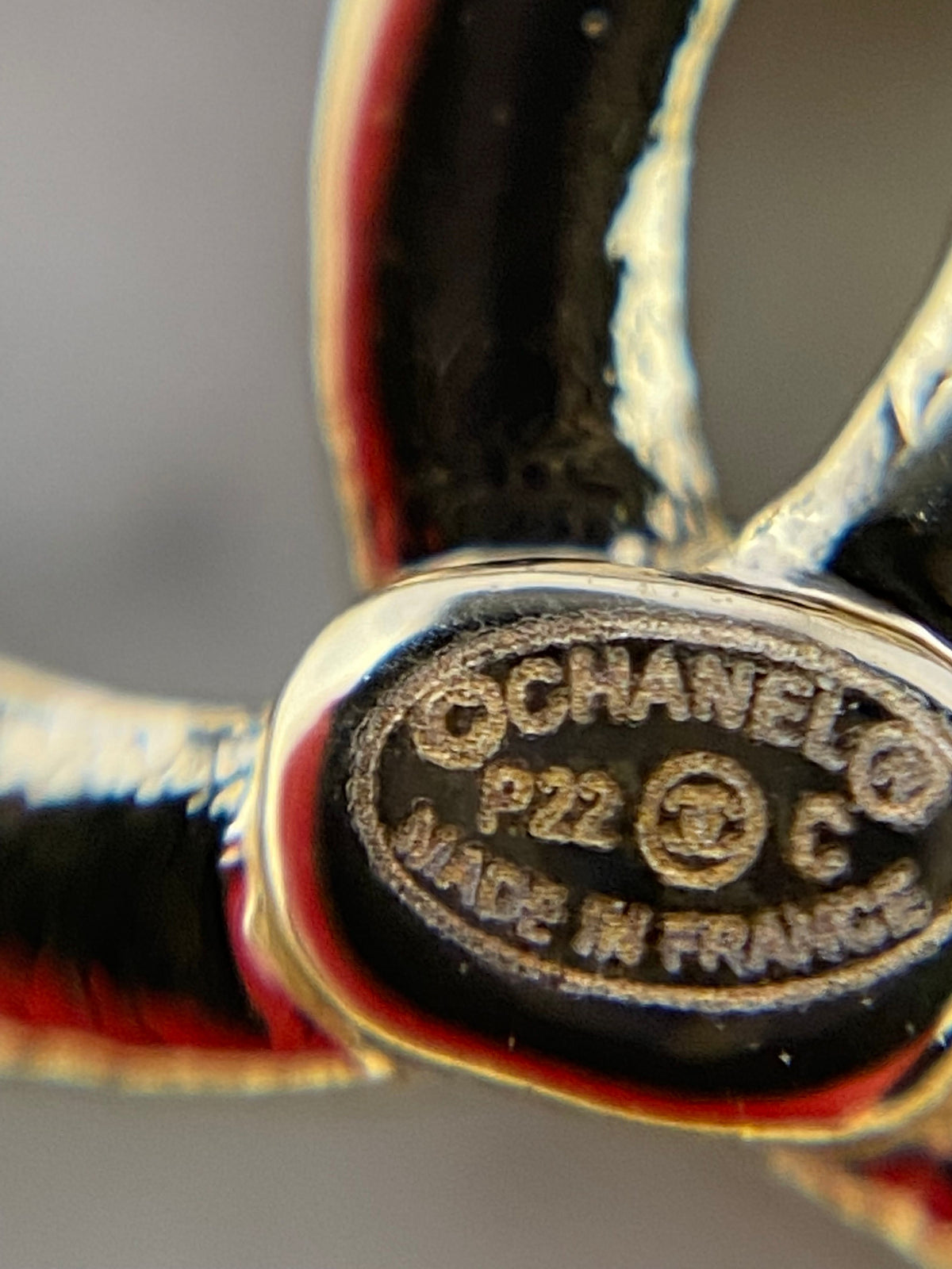 CHANEL CC Enamel Earrings - Pre owned