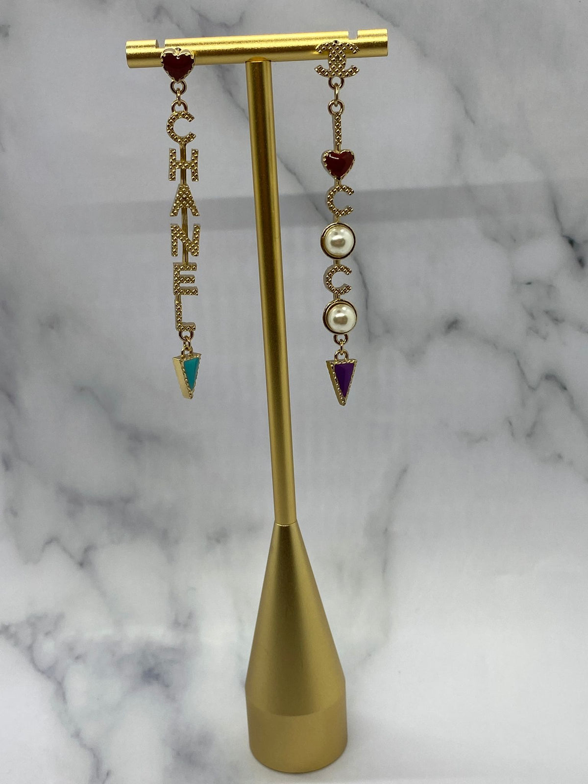 CHANEL 2017 Pendant Earrings - USED