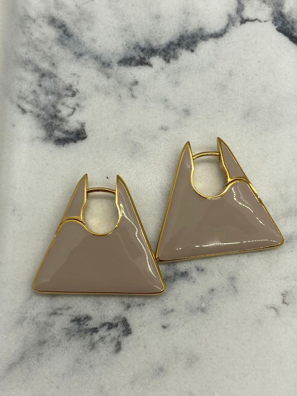 BOTTEGA VENETA Triangle Hoop Nude Earrings - Pre owned