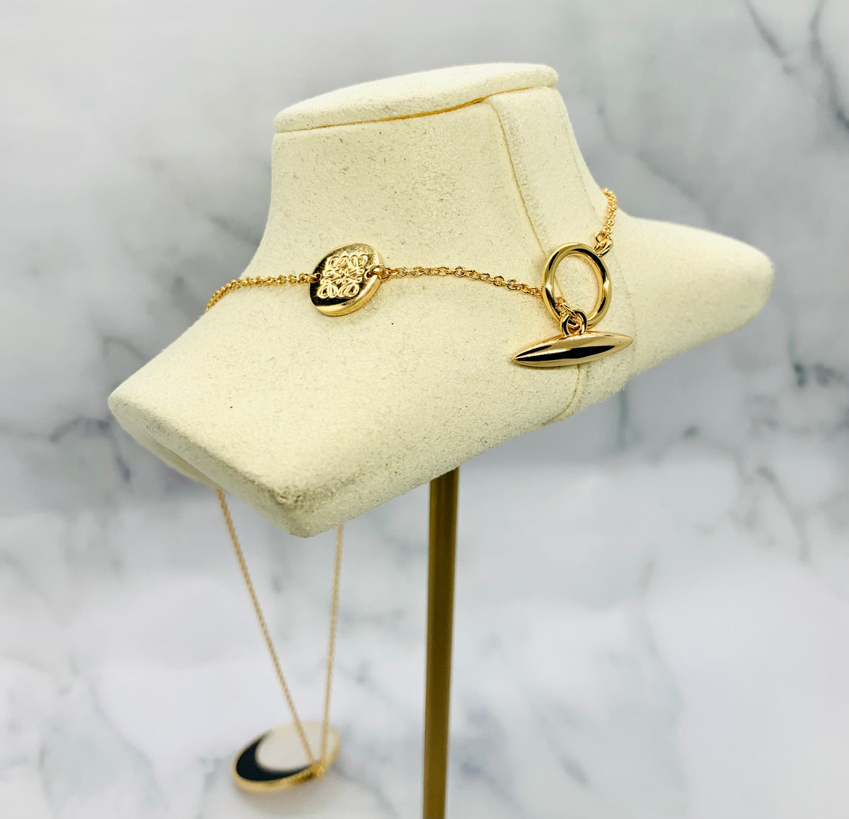LOEWE Moon Pendant Necklace - Pre owned