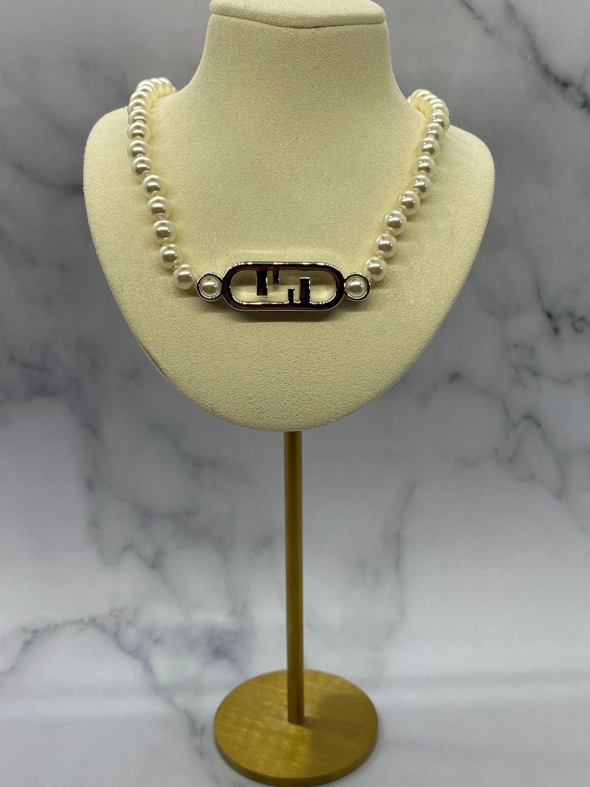 FENDI FF Faux Pearl Monogram Necklace - Pre owned