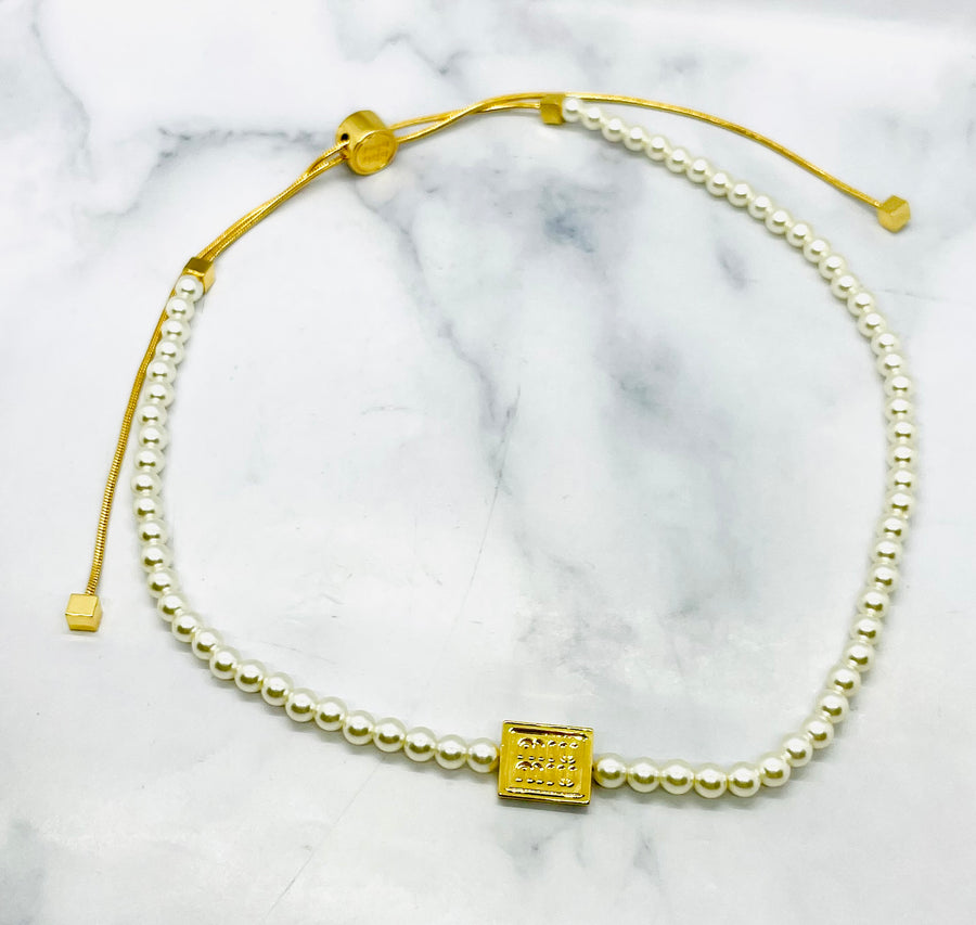 MIU MIU Pearl Monogram Adjustable Necklace - Pre owned