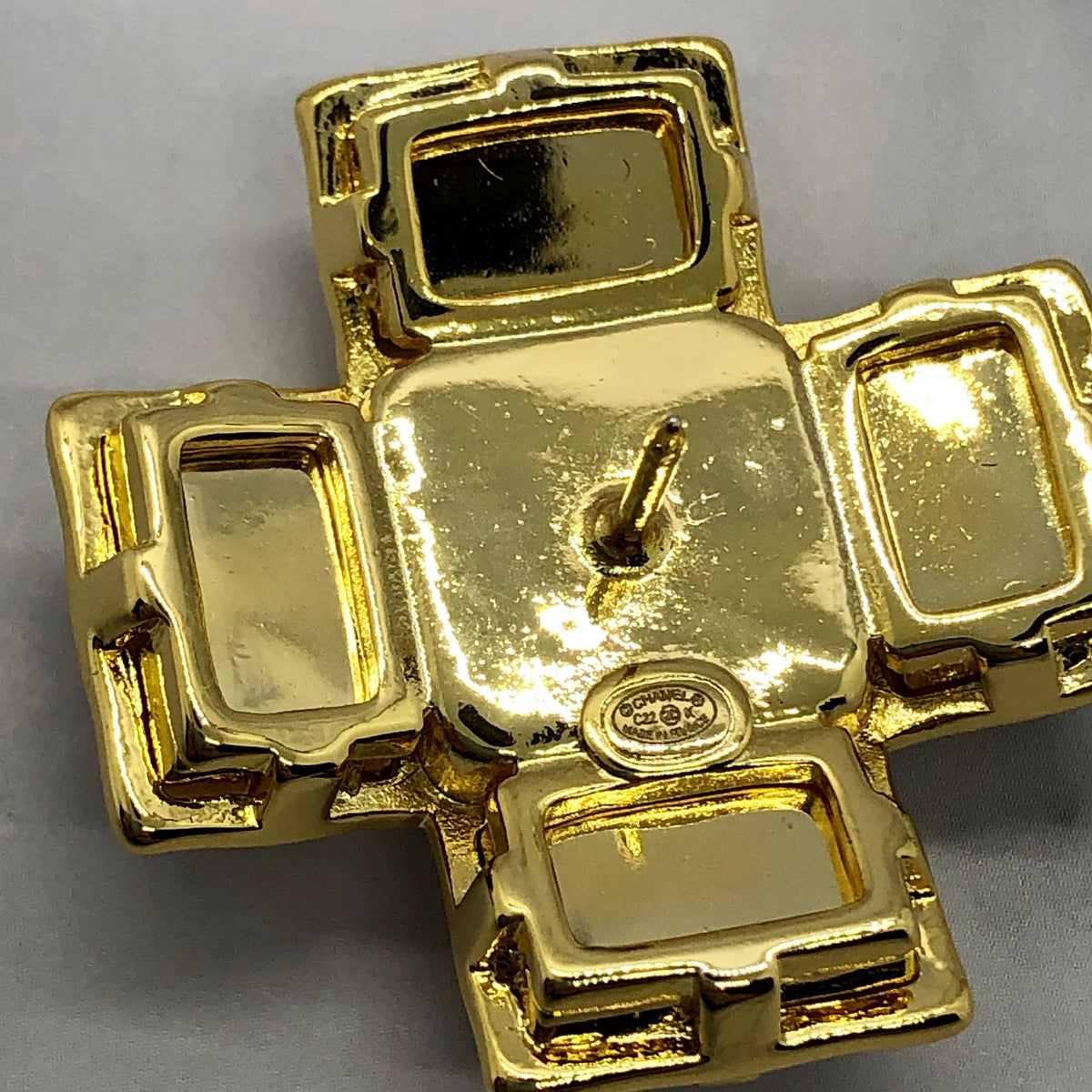 CHANEL CC Pink Cross Brooch Pin - USED