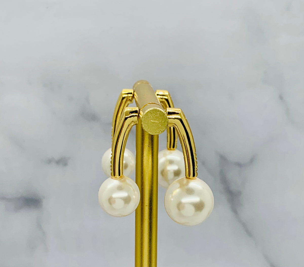 MIU MIU Double Pearl Pendant Earrings - Pre owned