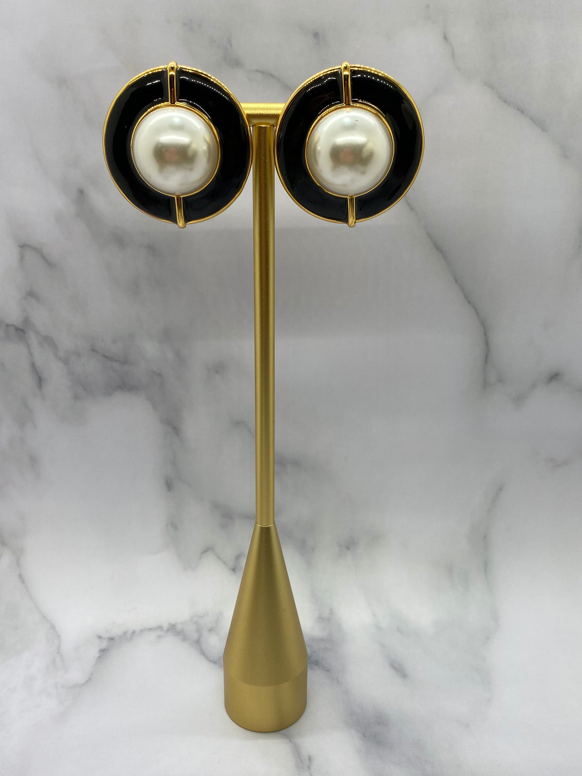 YSL Yves Saint Laurent Black & Pearl Clip On Earrings - Pre owned