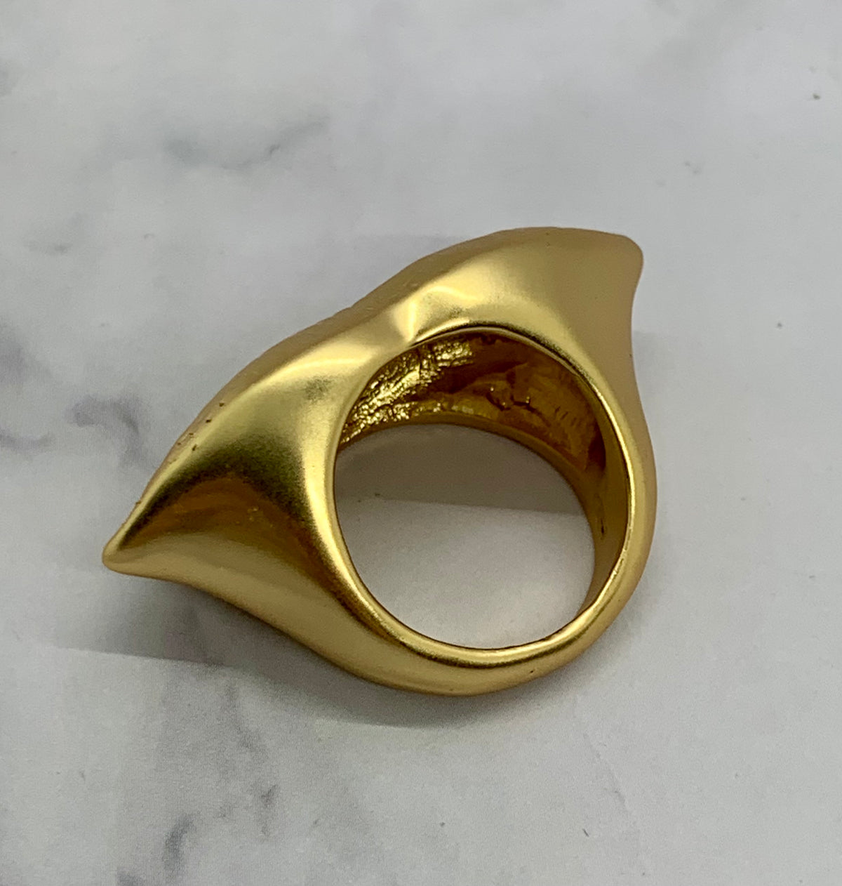SCHIAPARELLI Statement Lips Ring Size 7 M - Pre owned