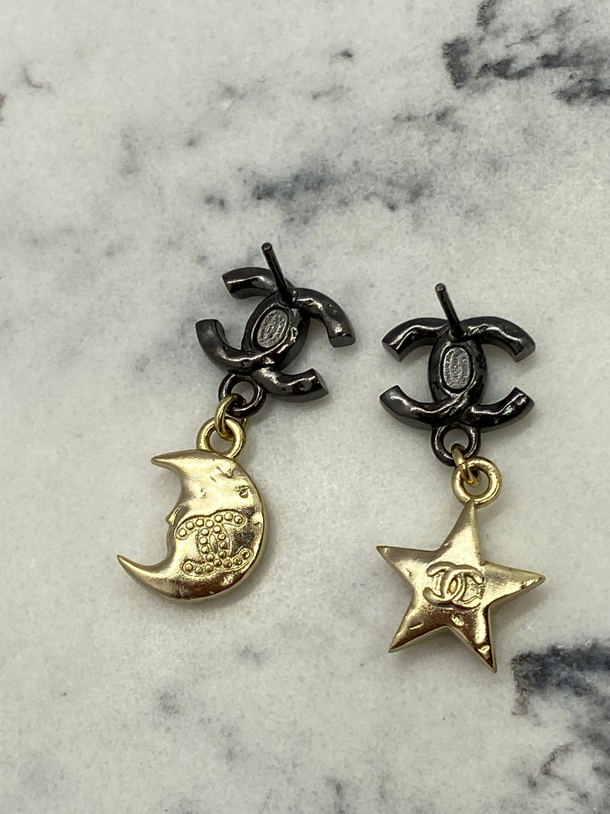 CHANEL CC Sun & Moon Earrings - Pre owned