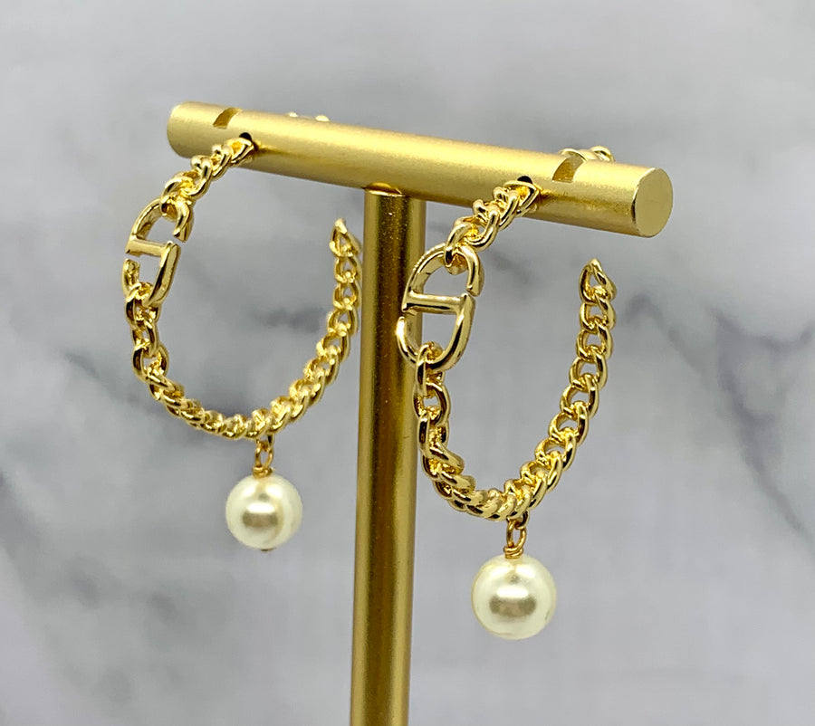 CHRISTIAN DIOR CD Pearl Pendant Hoop Earrings - Pre owned