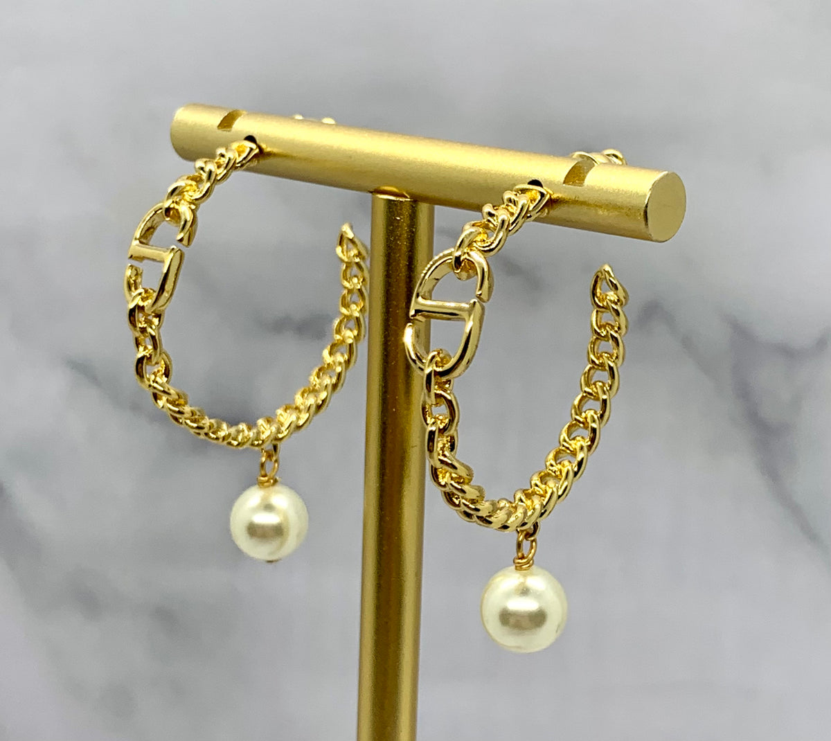 CHRISTIAN DIOR CD Pearl Pendant Hoop Earrings - Pre owned