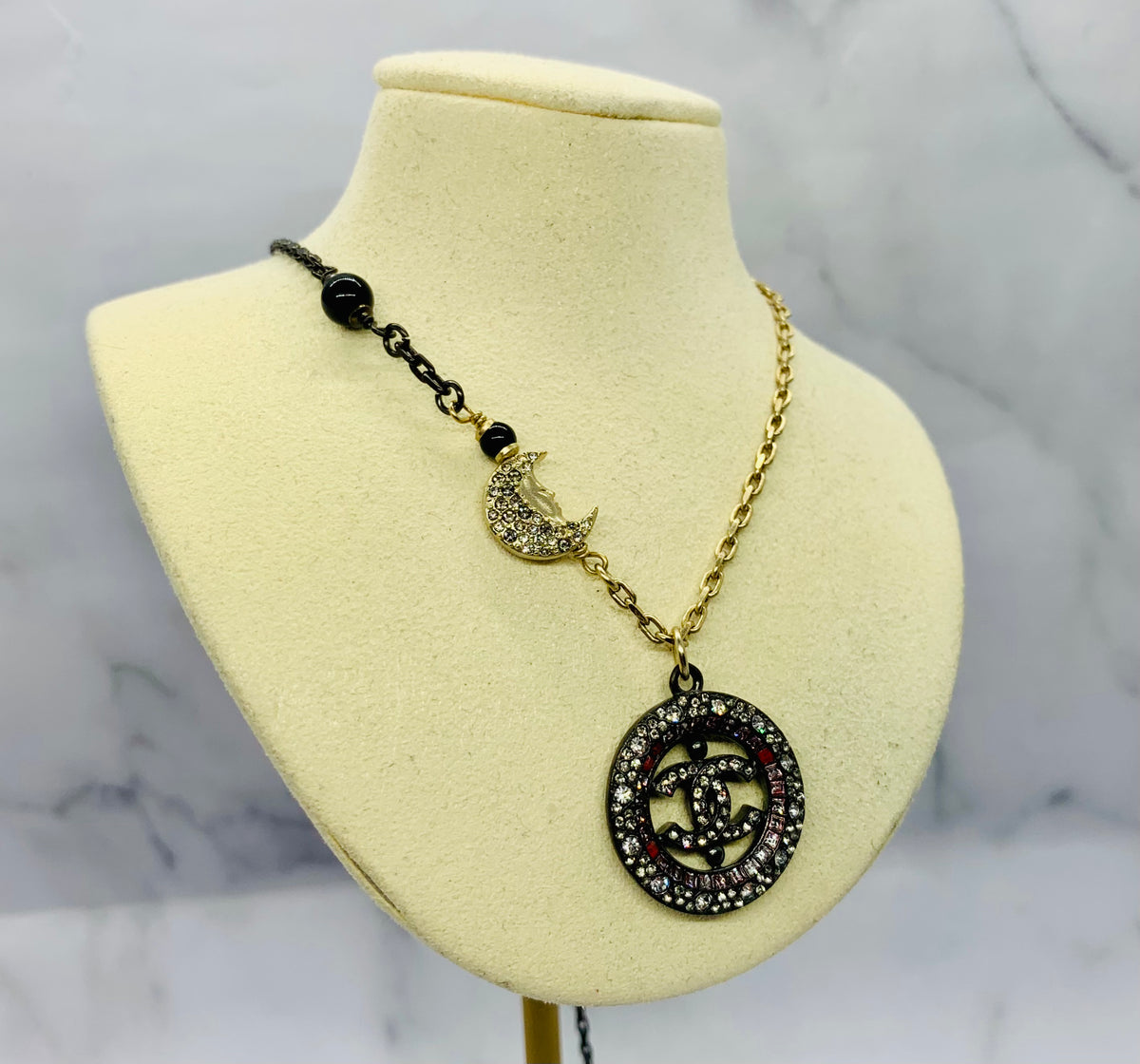 CHANEL CC 2017 Moon Rhinestone Necklace - USED