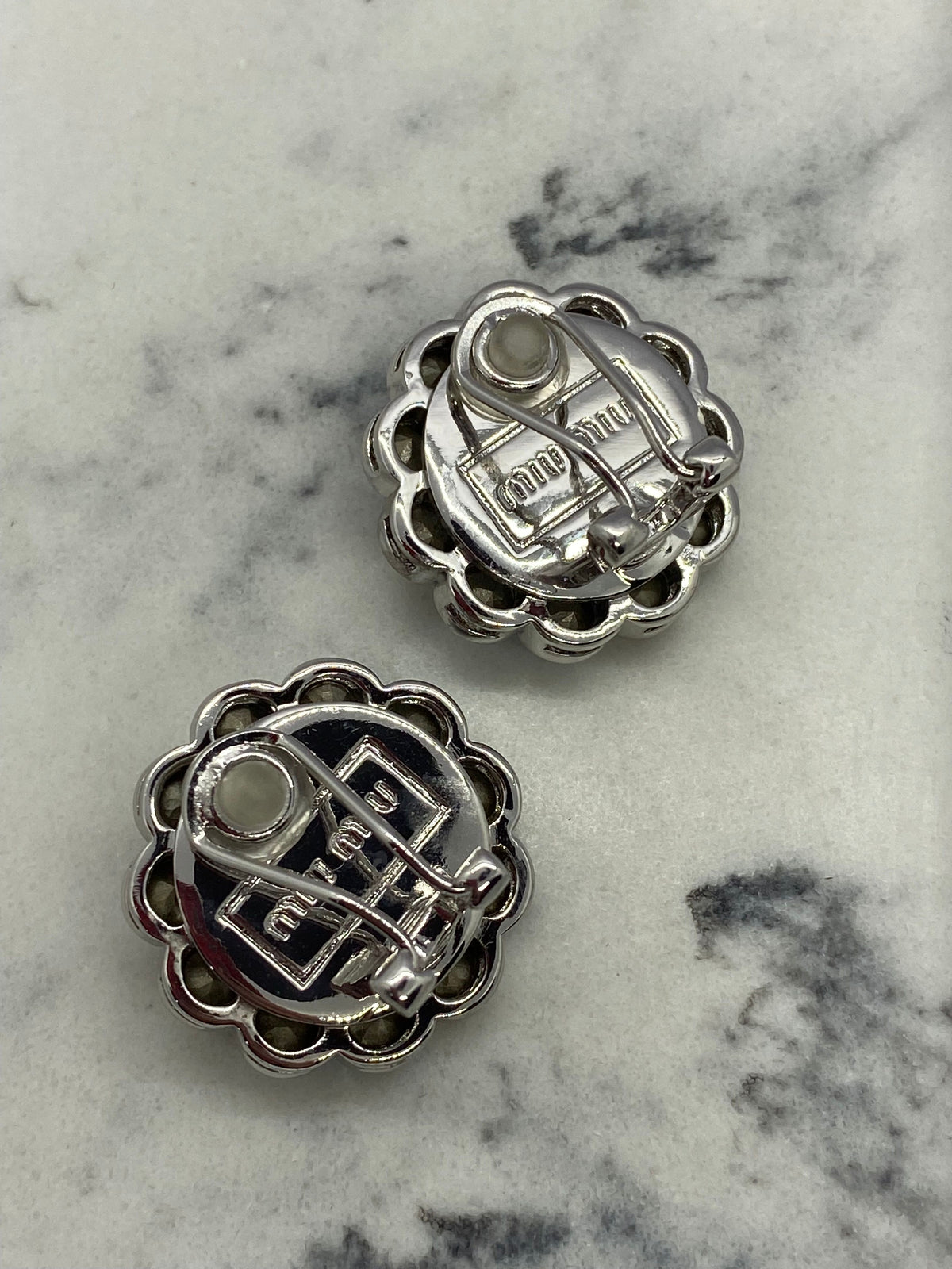 MIU MIU Rhinestone Flower Clip On Earrings - Pre owned