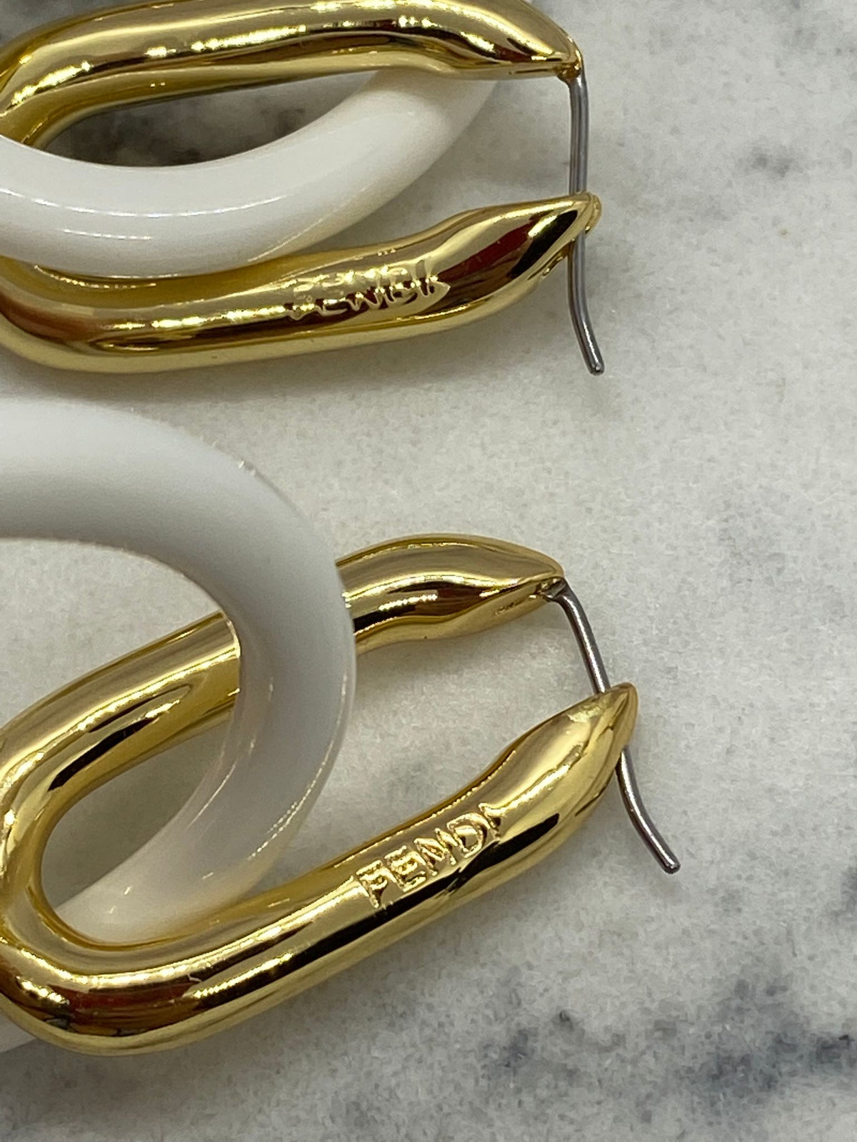 FENDI F White & Gold Hoop Earrings - Pre owned