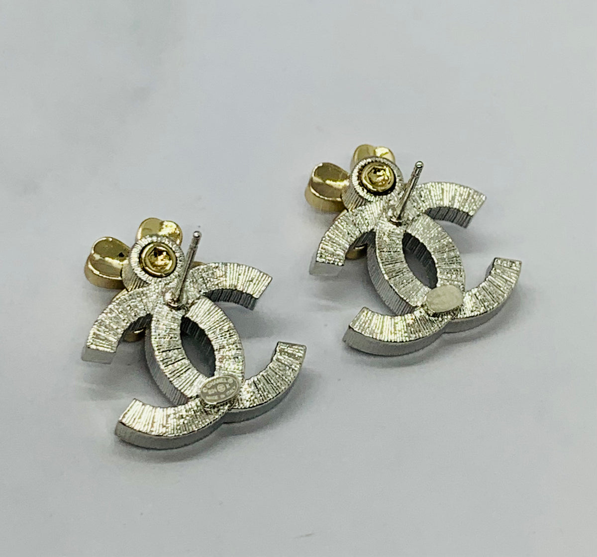CHANEL CC Clover Rhinestone Earrings - Pre owned