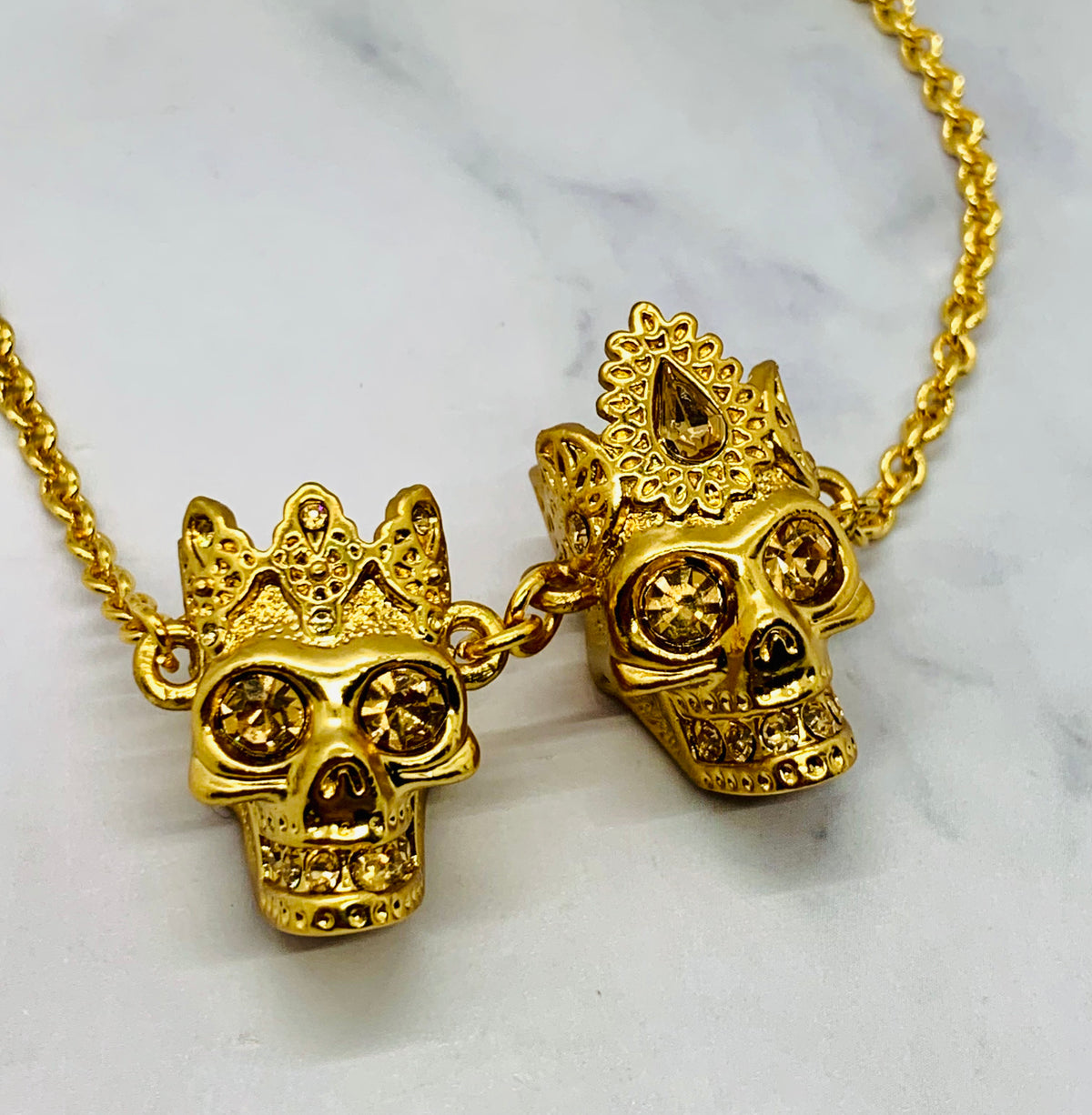 ALEXANDER MCQUEEN Skulls Necklace - Pre owned