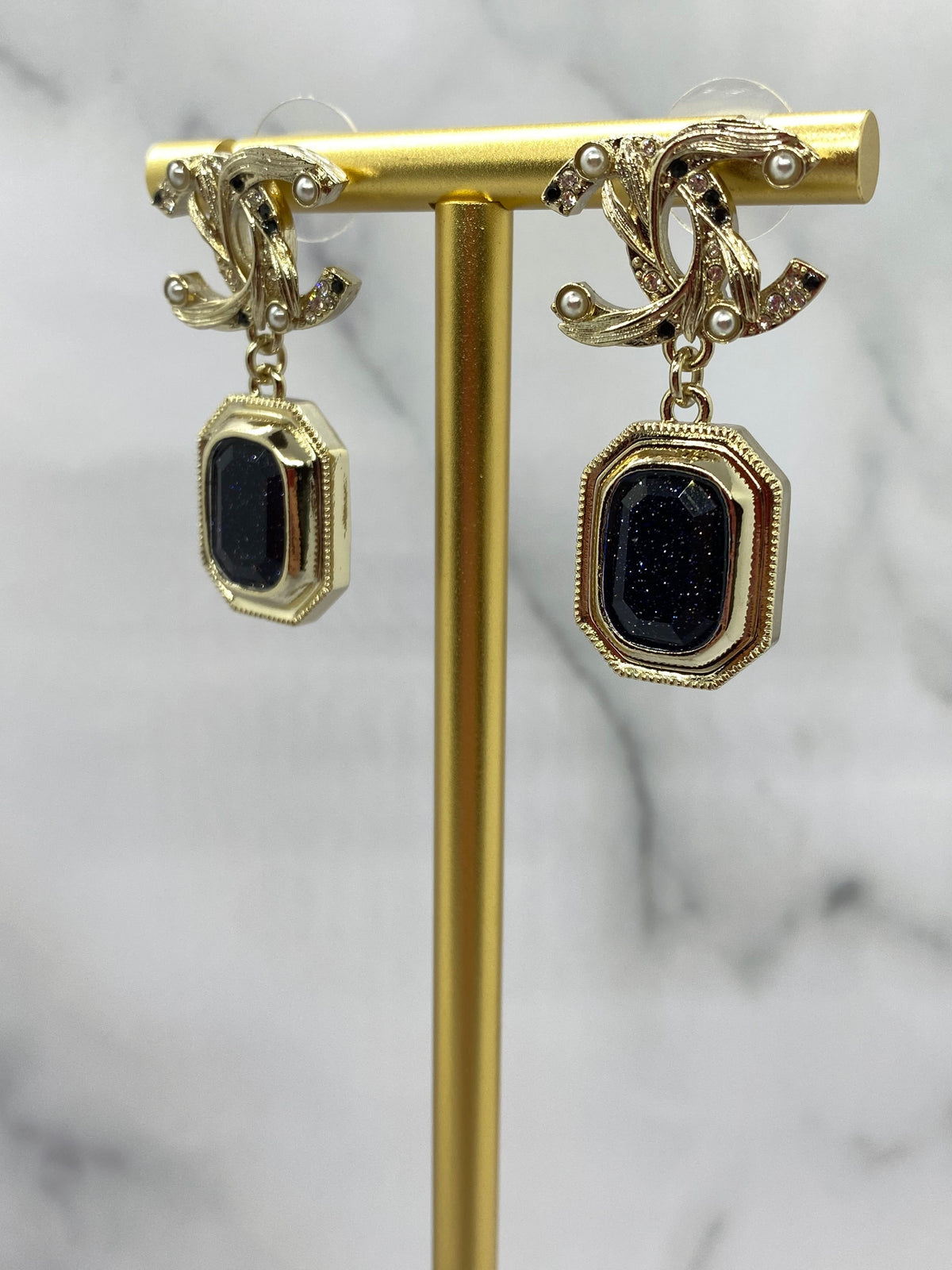 CHANEL CC Black Enamel Pendant Earrings - Pre owned
