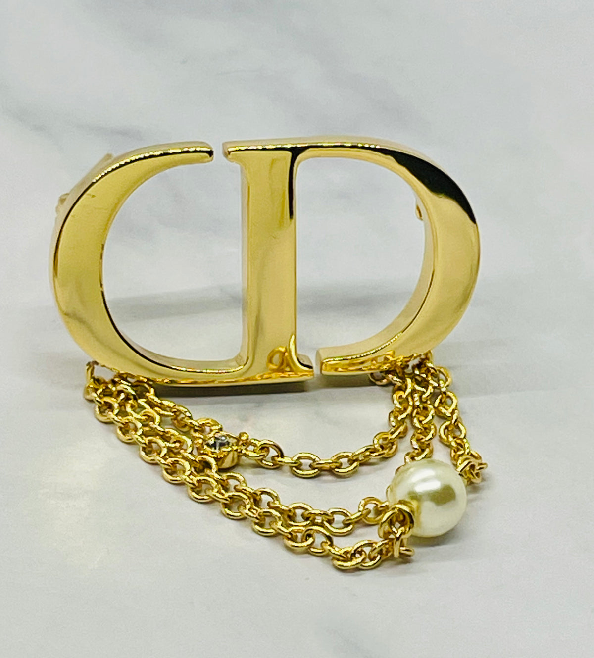 CHRISTIAN DIOR CD Pearl Chain Brooch Pin - Pre owned