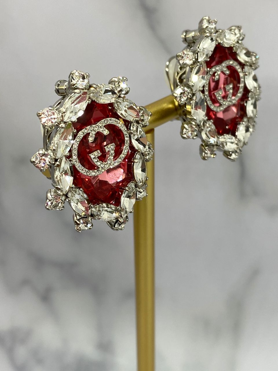 GUCCI GG Rhinestone Ruby Clip On Runway Earrings - Pre owned