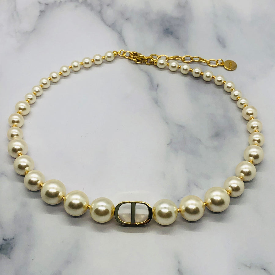 CHRISTIAN DIOR CD Brass Pearl Choker Necklace - Pre owned