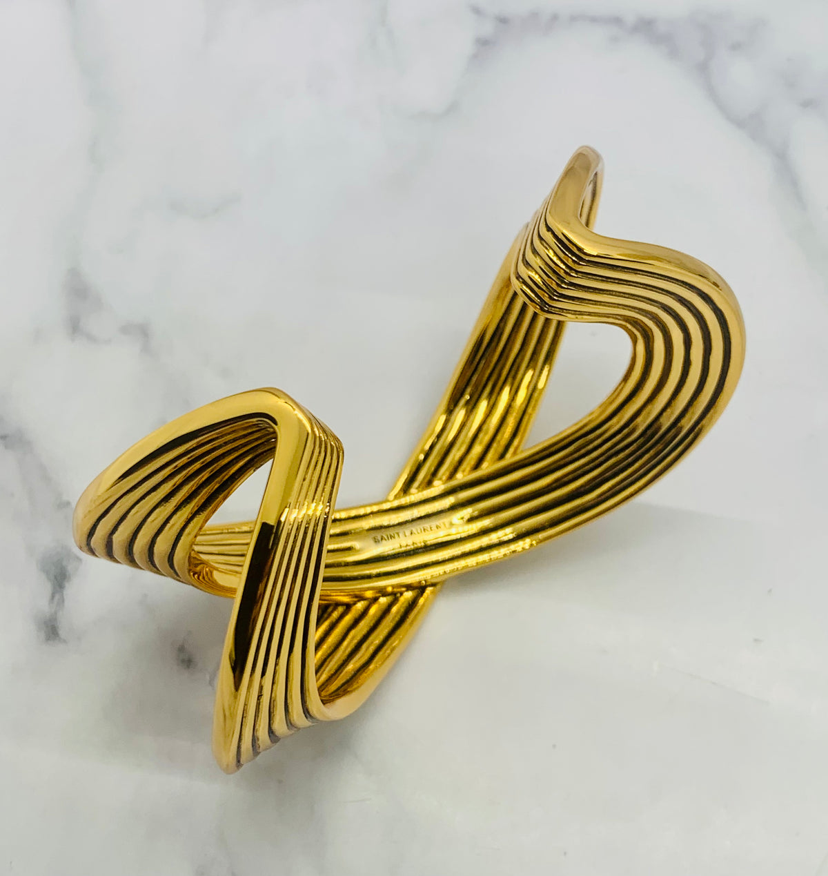 YSL YVES SAINT LAURENT Twisted Infinity Cuff Bracelet - Pre owned