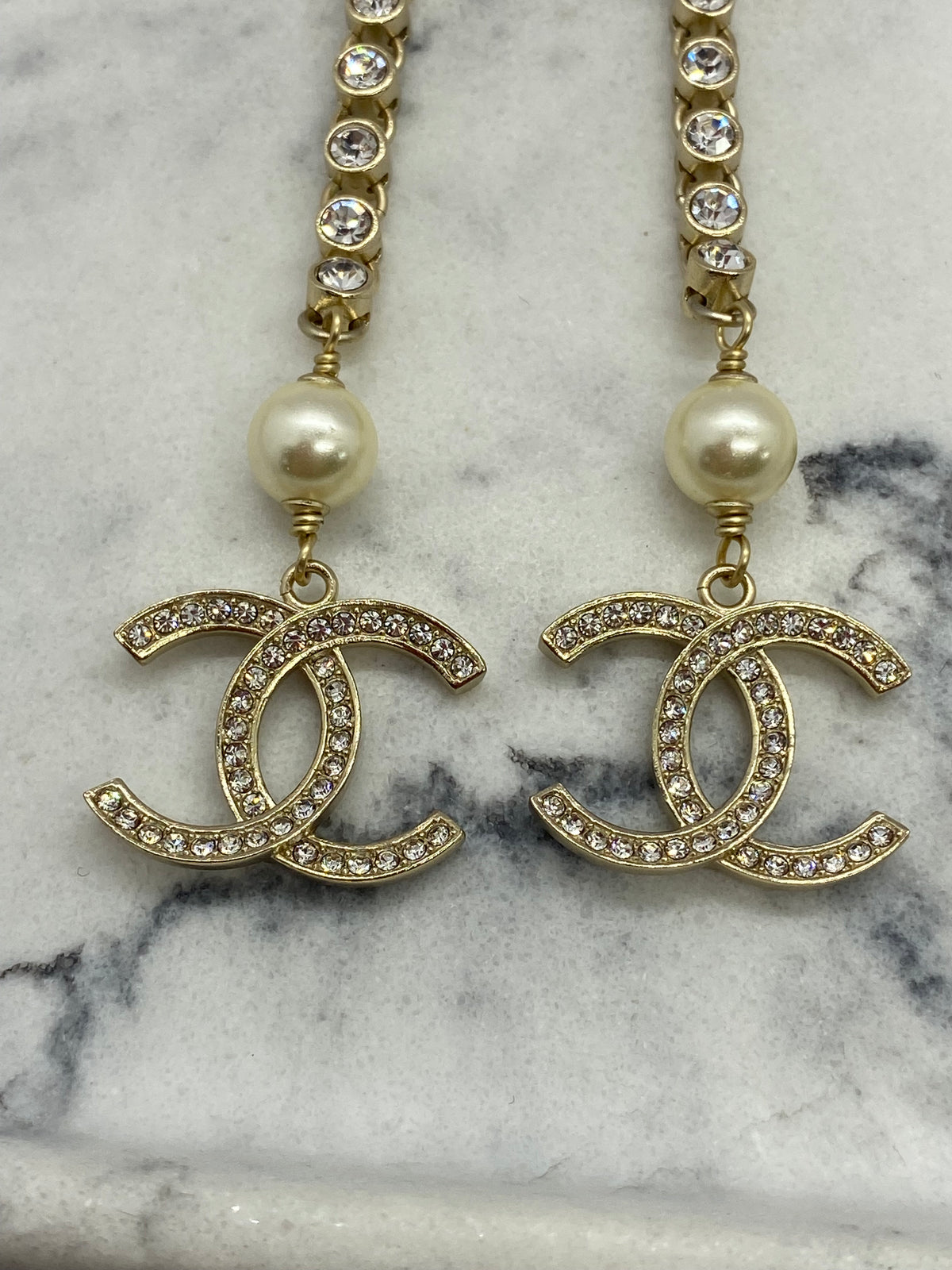 CHANEL CC Rhinestone Pendant Earrings - Pre owned