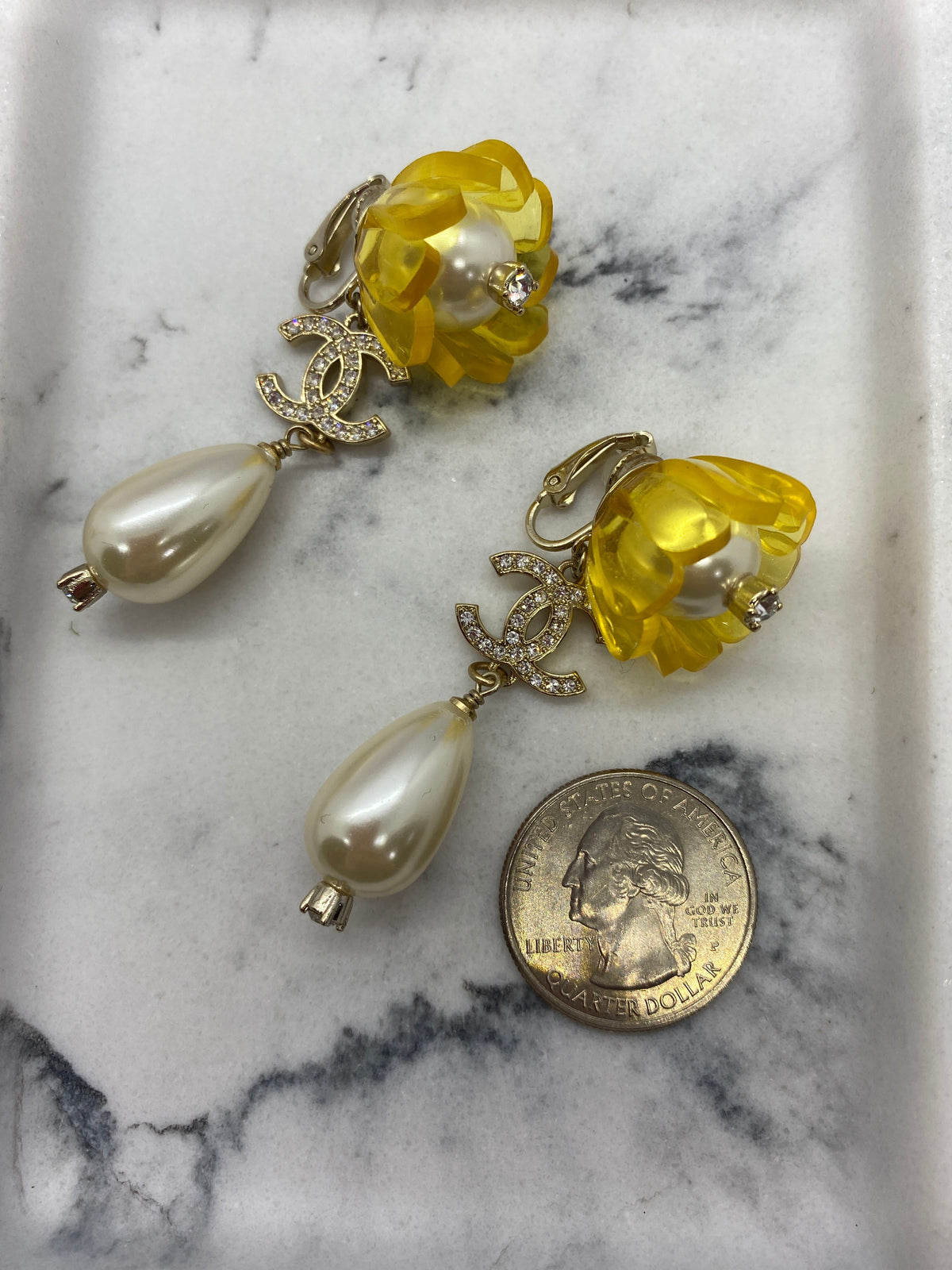 CHANEL CC Acrylic Flower Pearl Pendant Earrings - USED