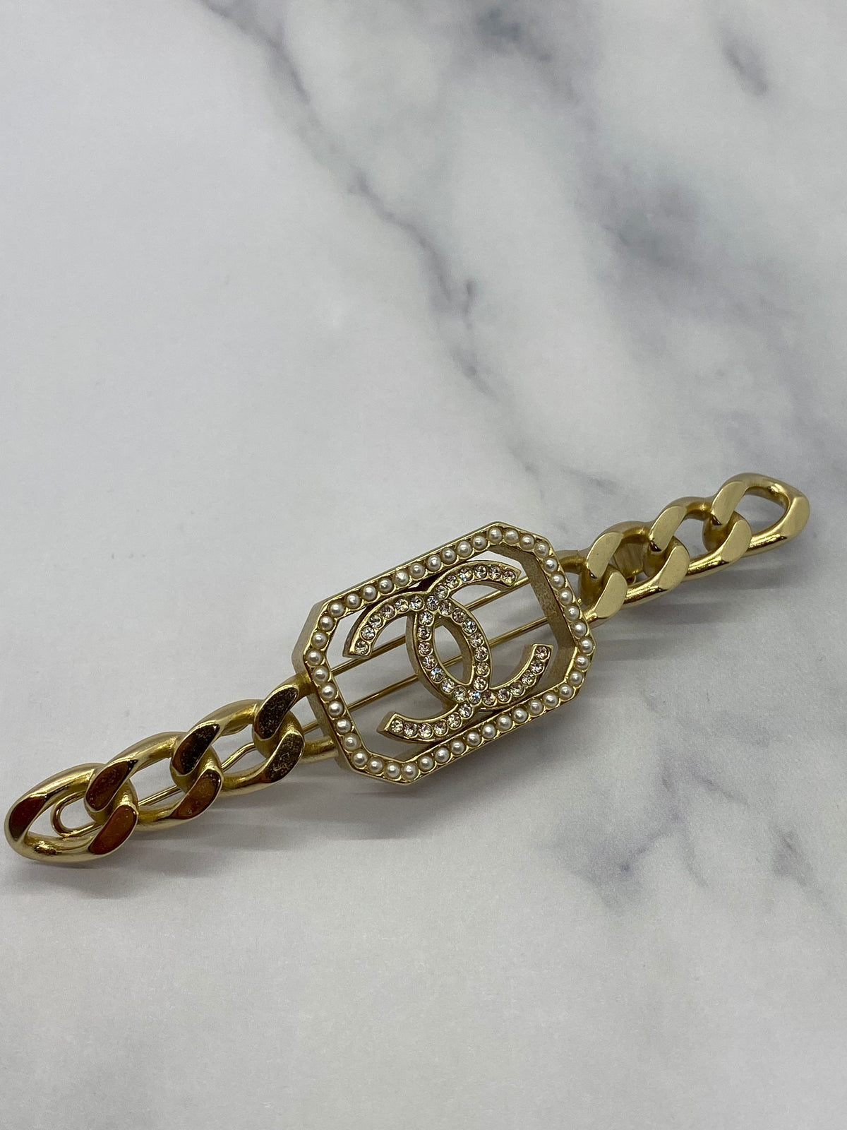 CHANEL CC Pearl Trimmed Hair Pin Barrette - Pre owned