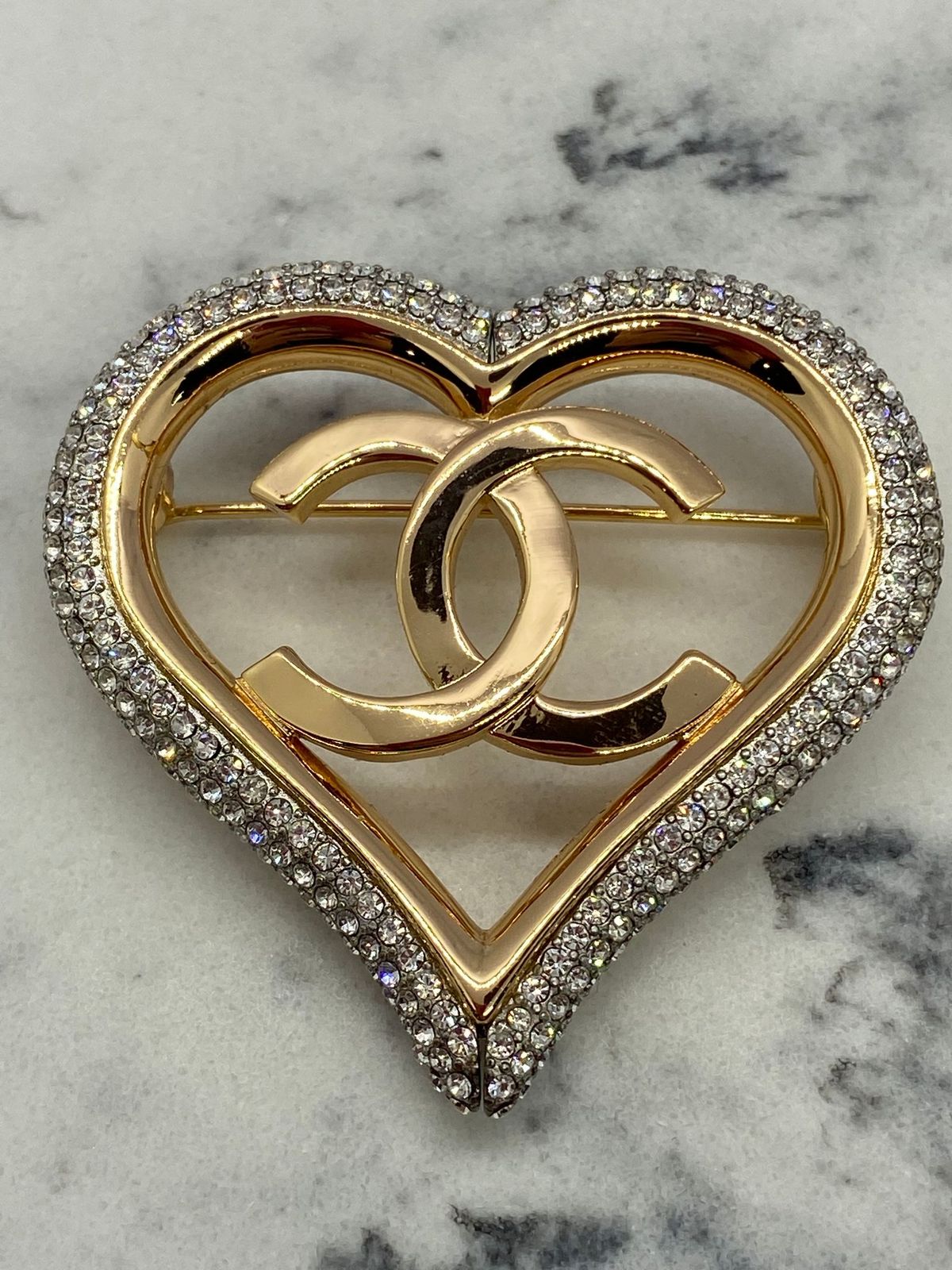 CHANEL CC Gold Tone Rhinestone Heart Shaped Brooch Pin - Pre owned