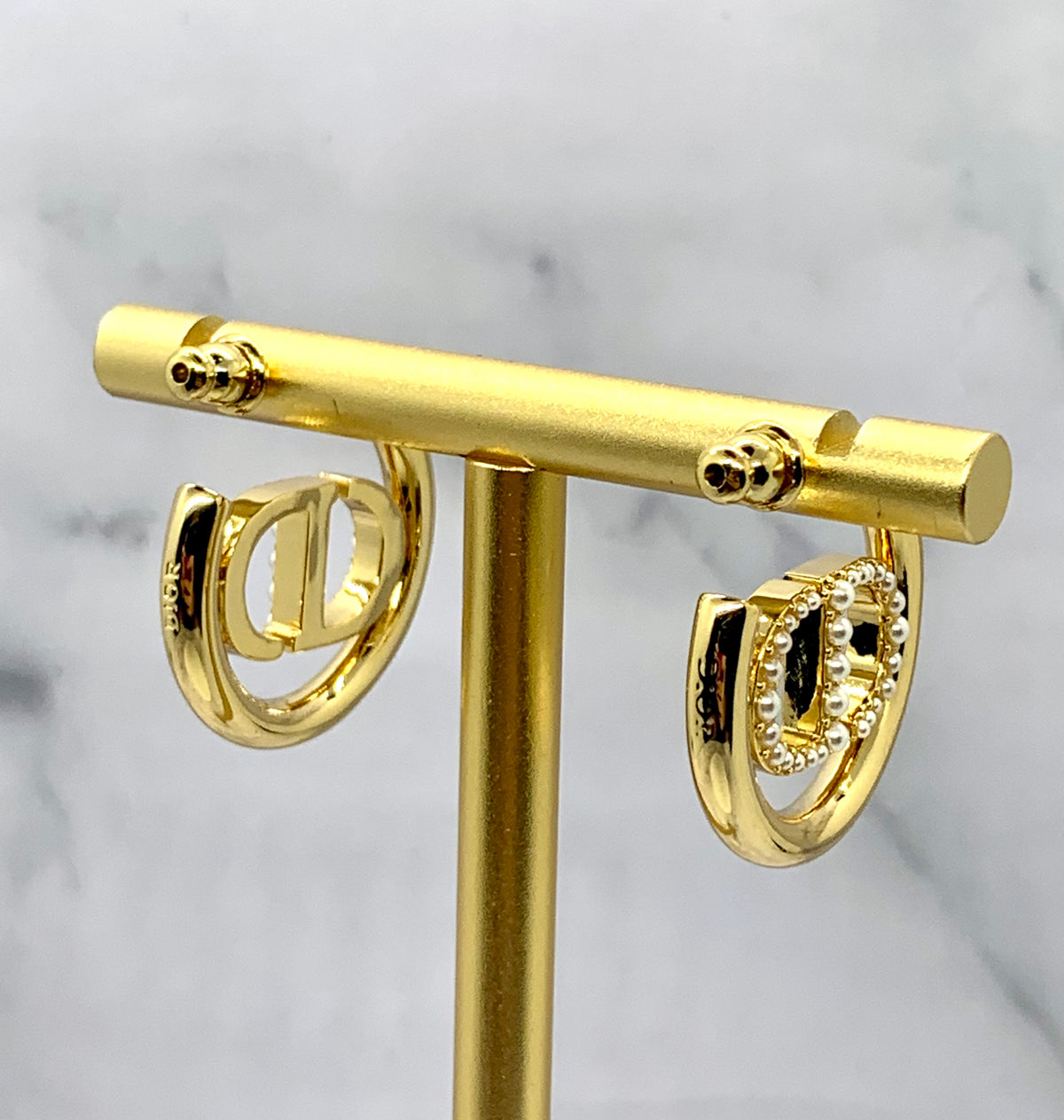 CHRISTIAN DIOR CD Pearl Hoop Earrings - Pre owned