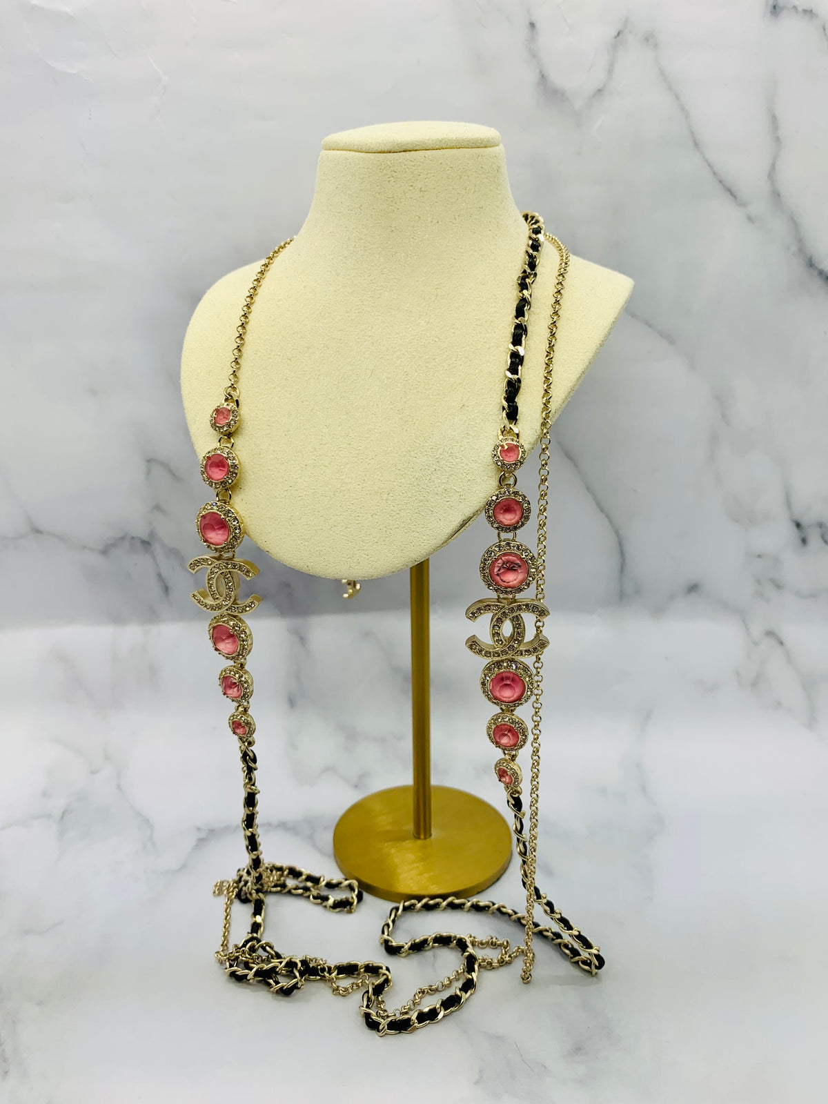 CHANEL CC Pink Stone Strand Necklace - Pre owned