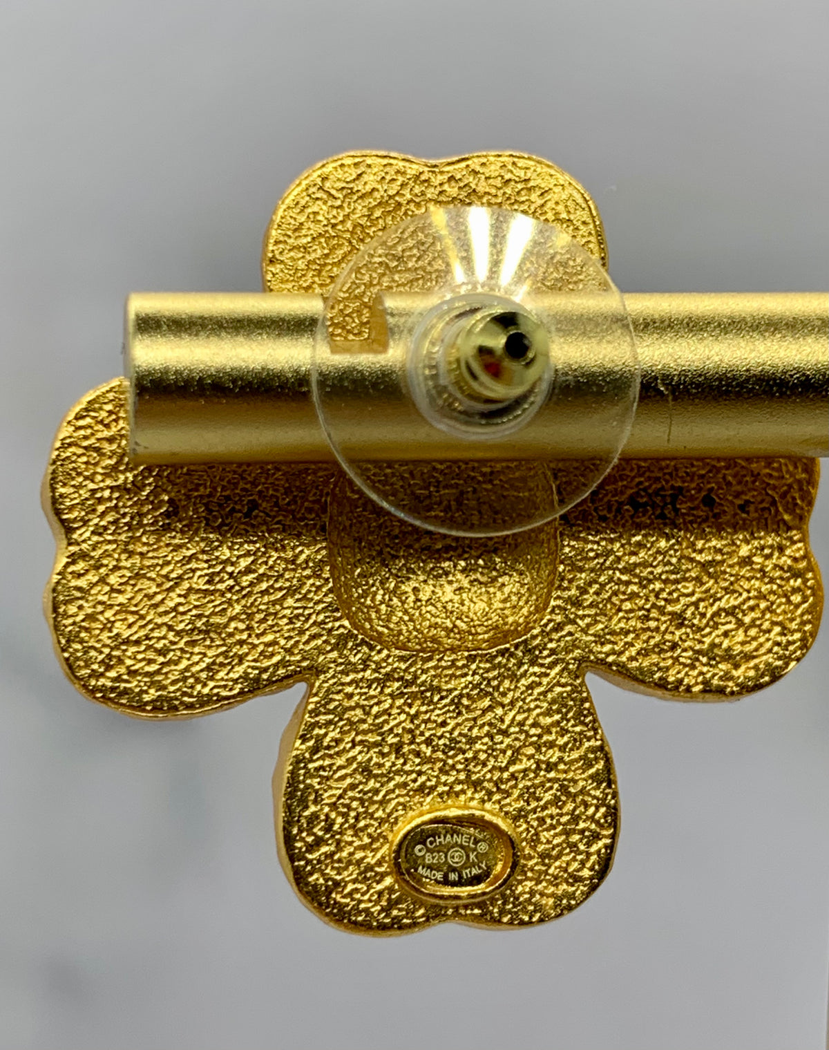 CHANEL CC Gold Flower Earrings - Pre owned