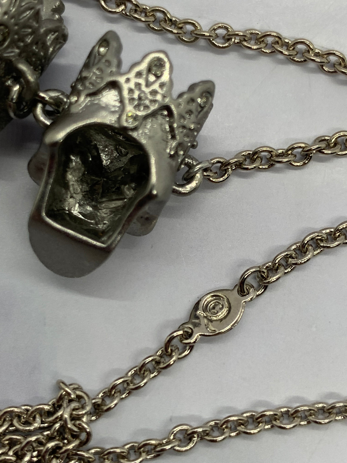ALEXANDER MCQUEEN Skulls Pewter Necklace - Pre owned