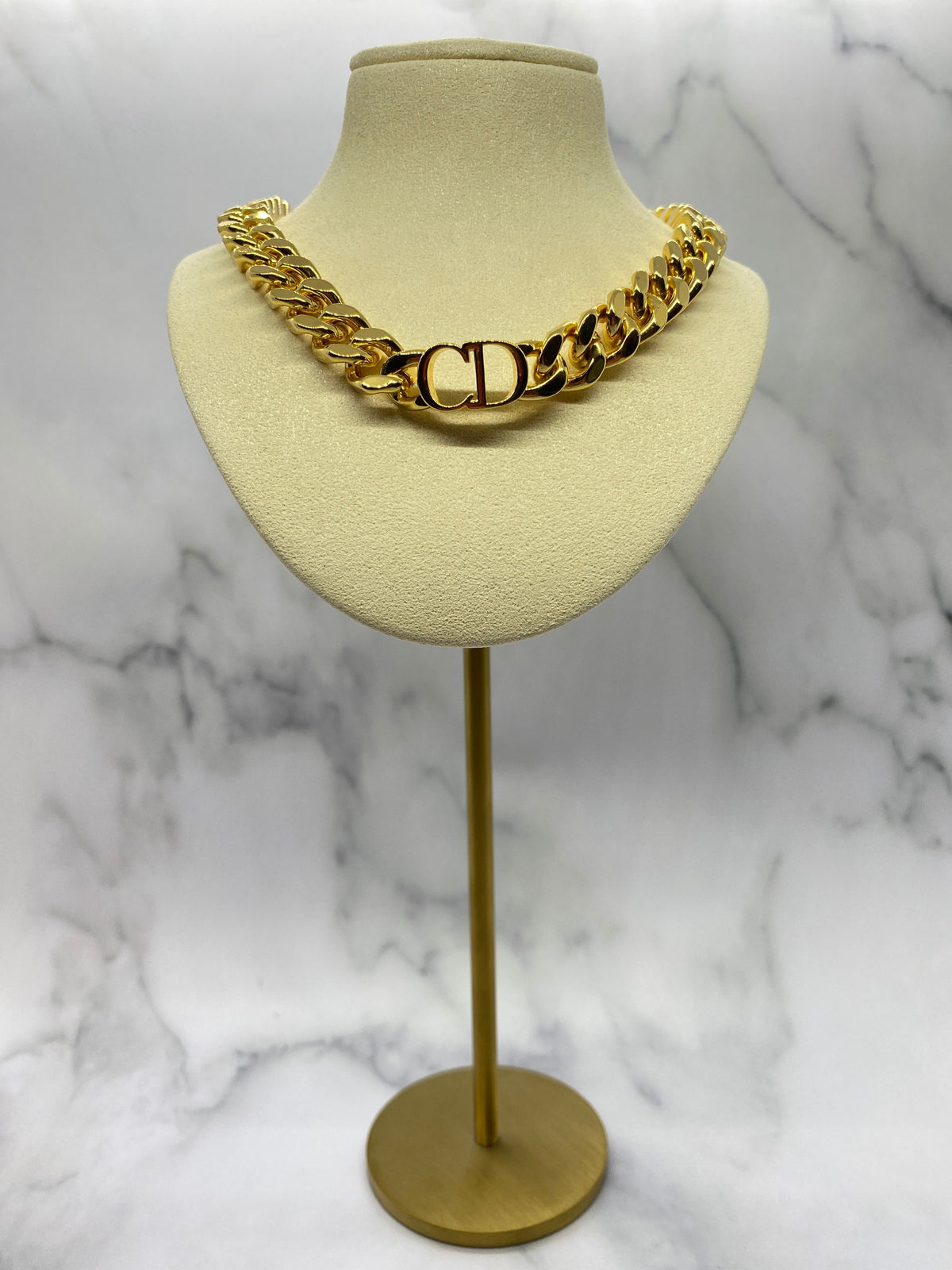 CHRISTIAN DIOR CD Gold Tone Chain Choker Necklace - USED