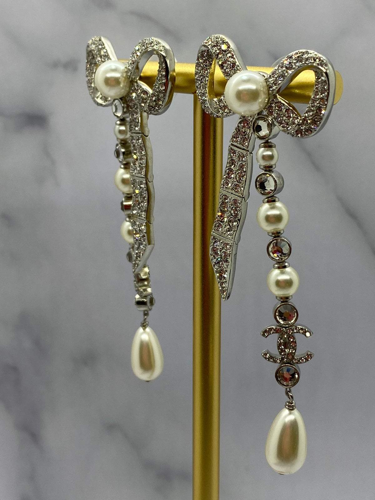 Auth CHANEL CC Pearl Trim Bow Shaped Pendant Earrings - Pre owned