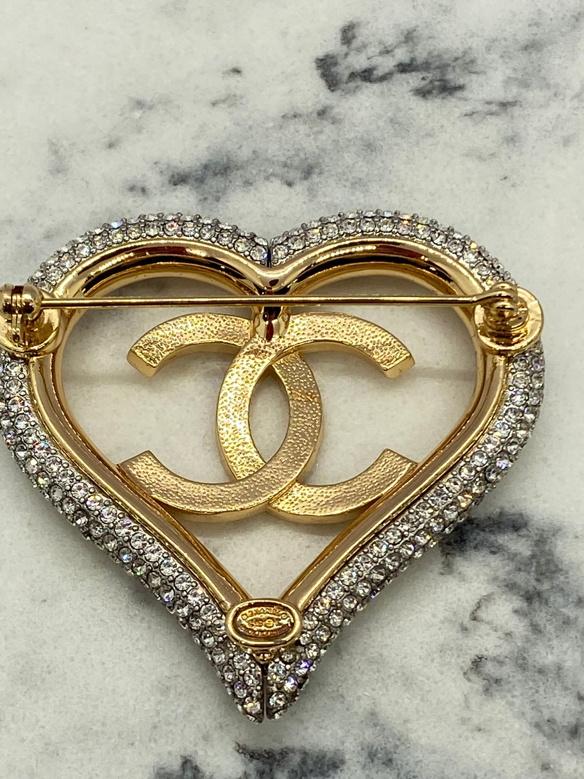 CHANEL CC Gold Tone Rhinestone Heart Shaped Brooch Pin - Pre owned