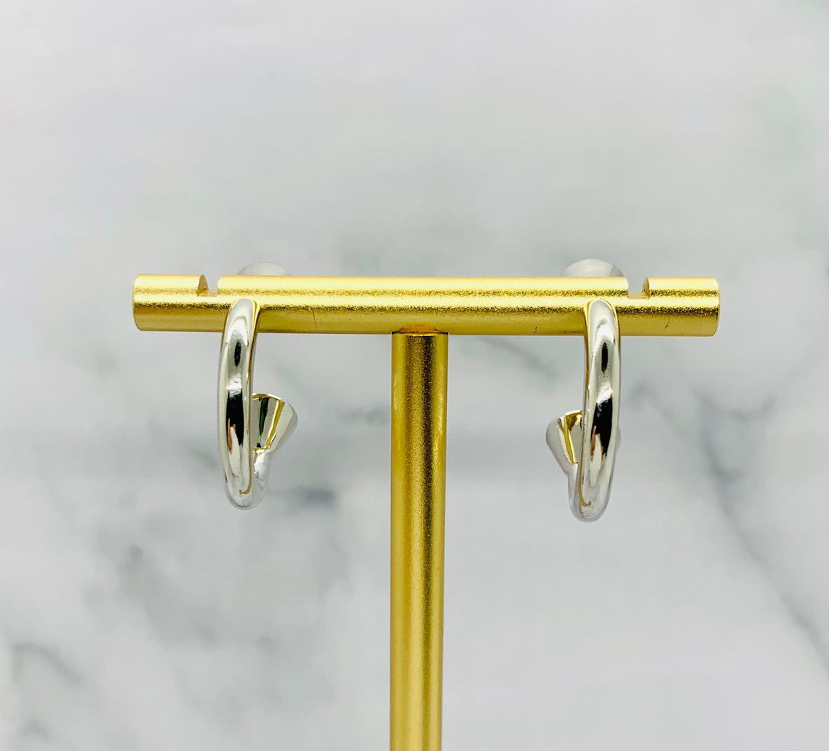 BOTTEGA VENETA Silver Ellipse Hoop Earrings - Pre owned