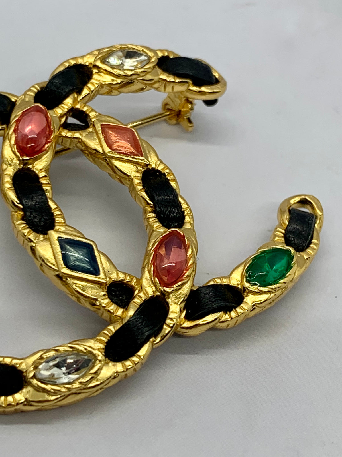 CHANEL CC Leather Trim Brooch Pin - USED