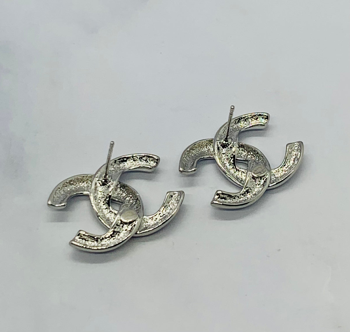 CHANEL CC Silver Tone Earrings - Pre owned