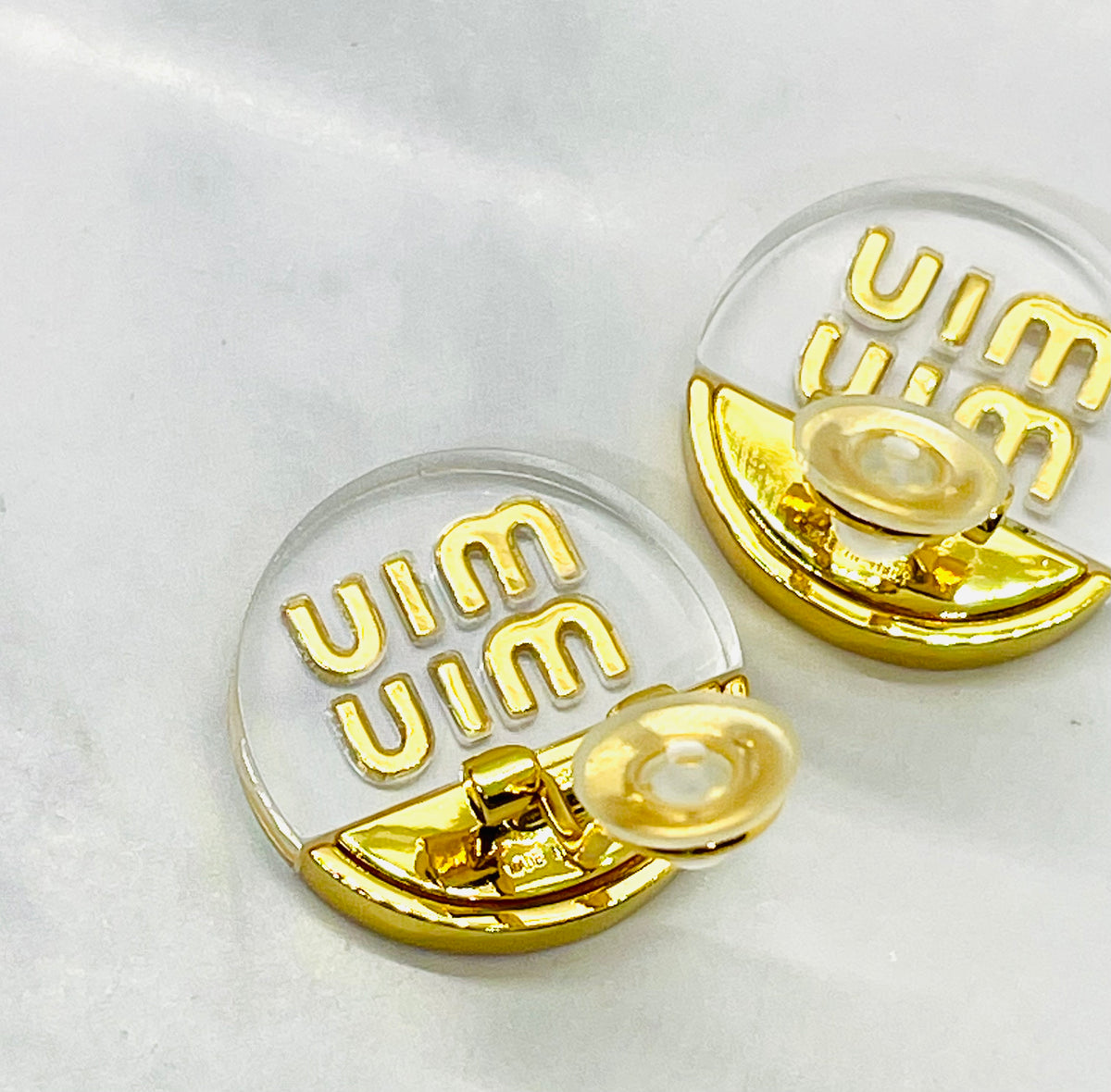 MIU MIU Clear Clip On Earrings - Pre owned