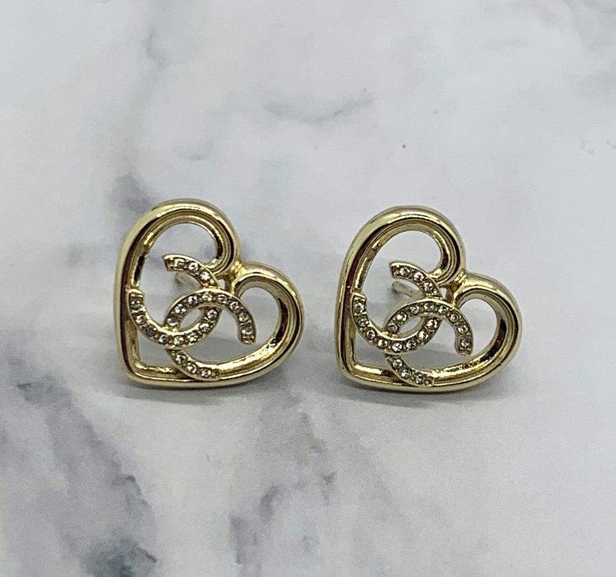 CHANEL CC Heart Rhinestone Earrings - Pre owned