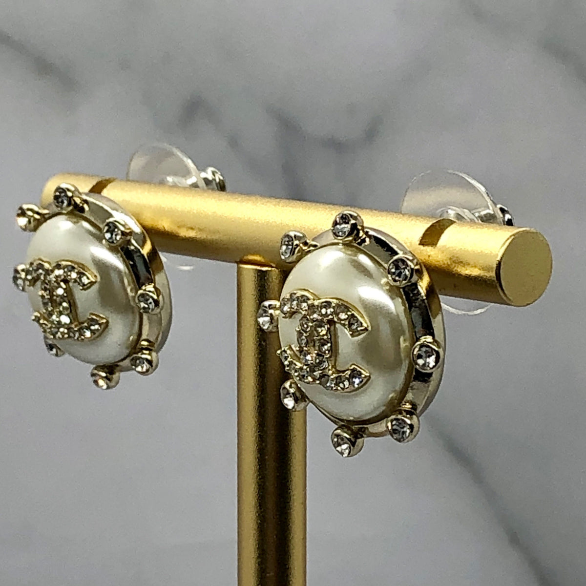 CHANEL CC Pearl Rhinestone Earrings - Pre owned