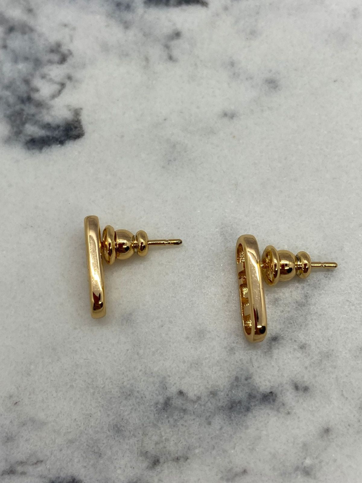 FENDI F Gold Tone Small Earrings - Pre owned
