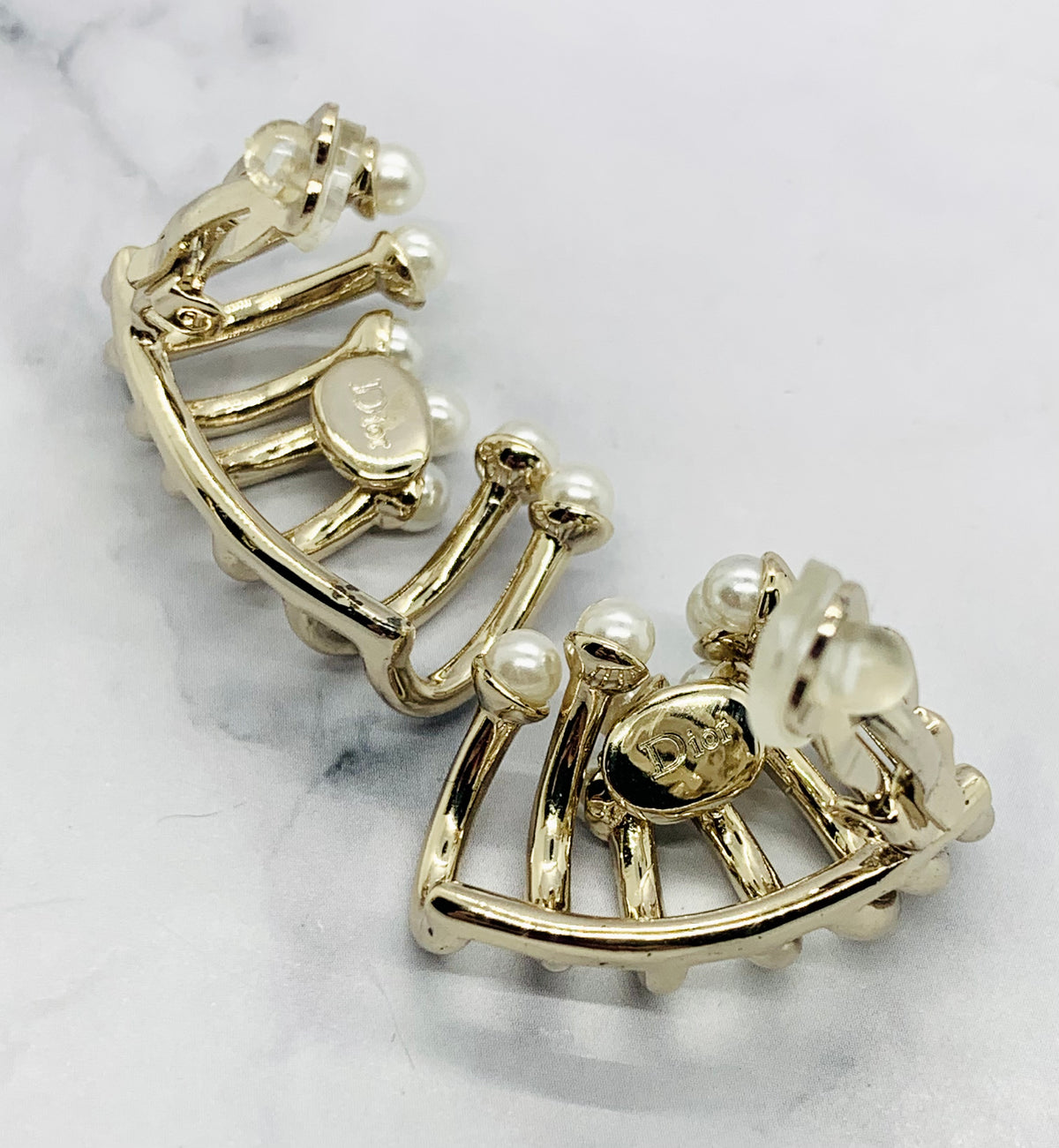 CHRISTIAN DIOR Pearl Climber Clip On Earrings - Pre owned