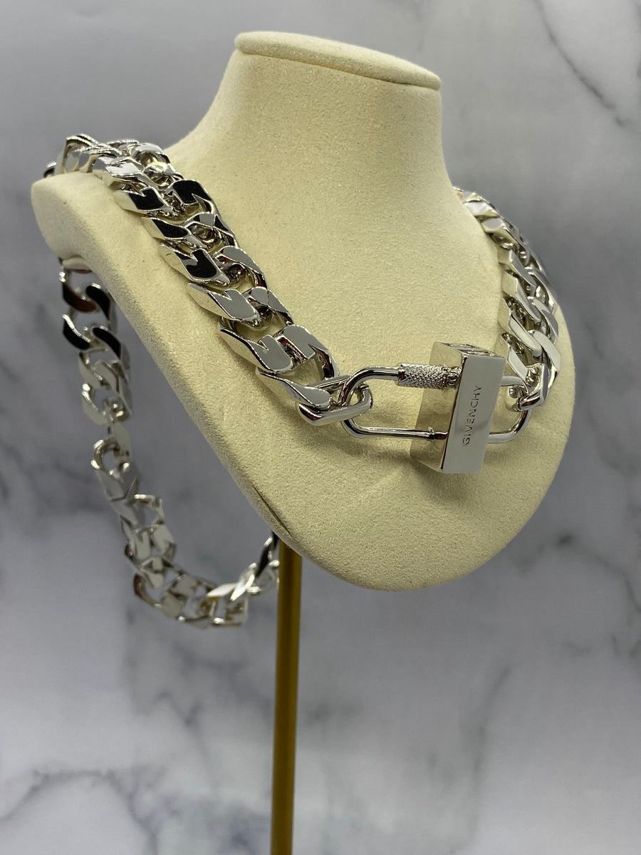 GIVENCHY Silver Tone Padlock Chain Necklace - Pre owned