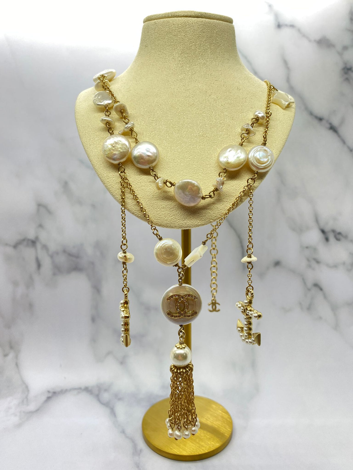CHANEL CC Cruise Pearl Statement Necklace - Pre owned