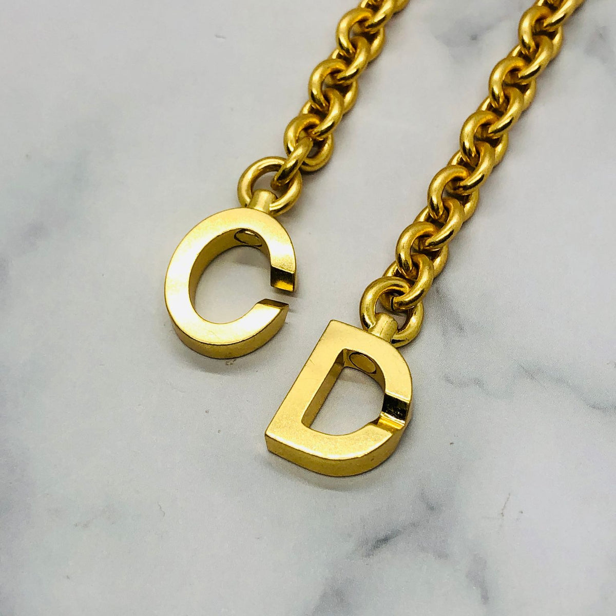 CHRISTIAN DIOR CD Gold Connecting Choker Necklace - Pre owned