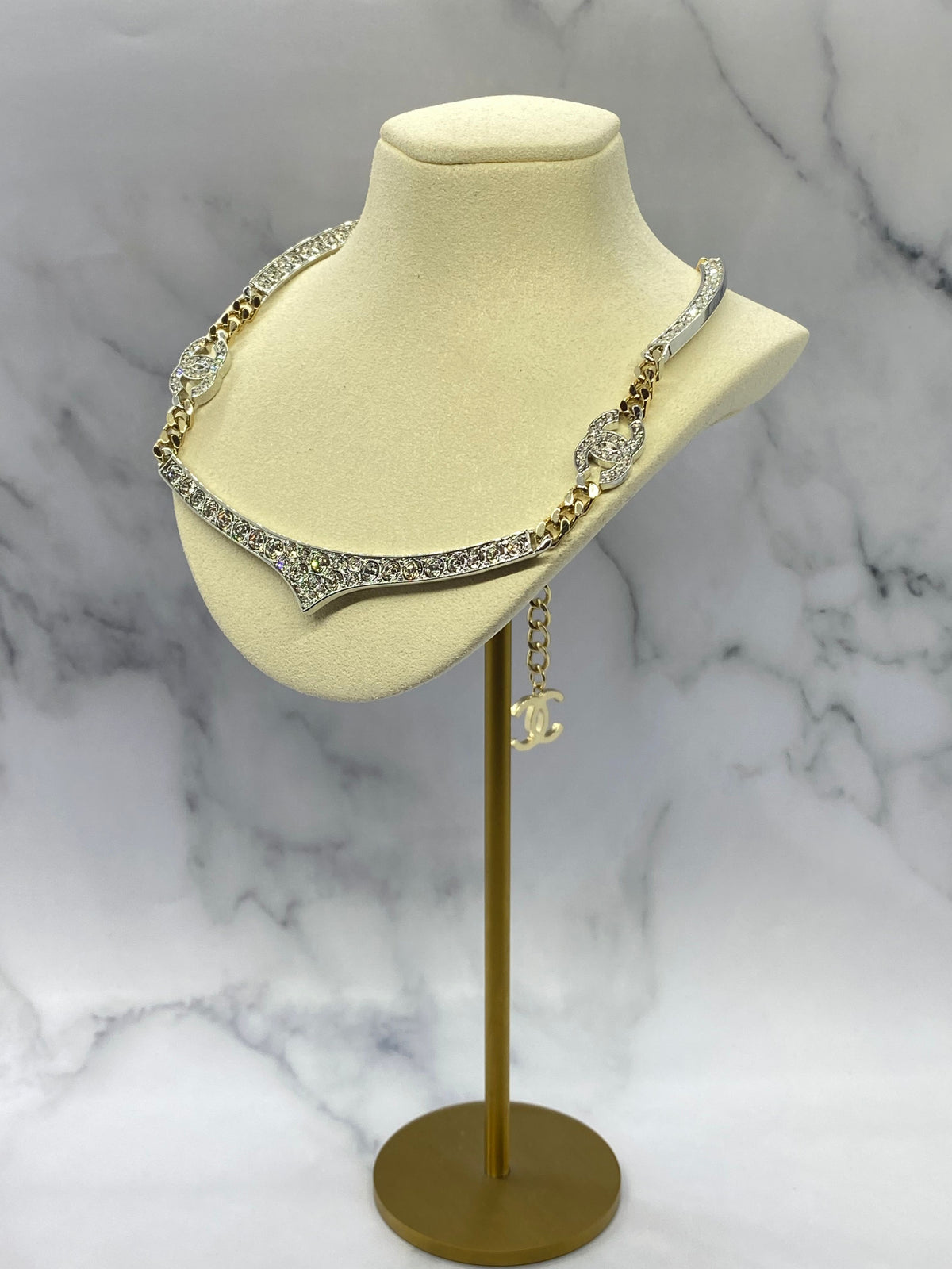 CHANEL CC Rhinestone Statement Necklace - USED
